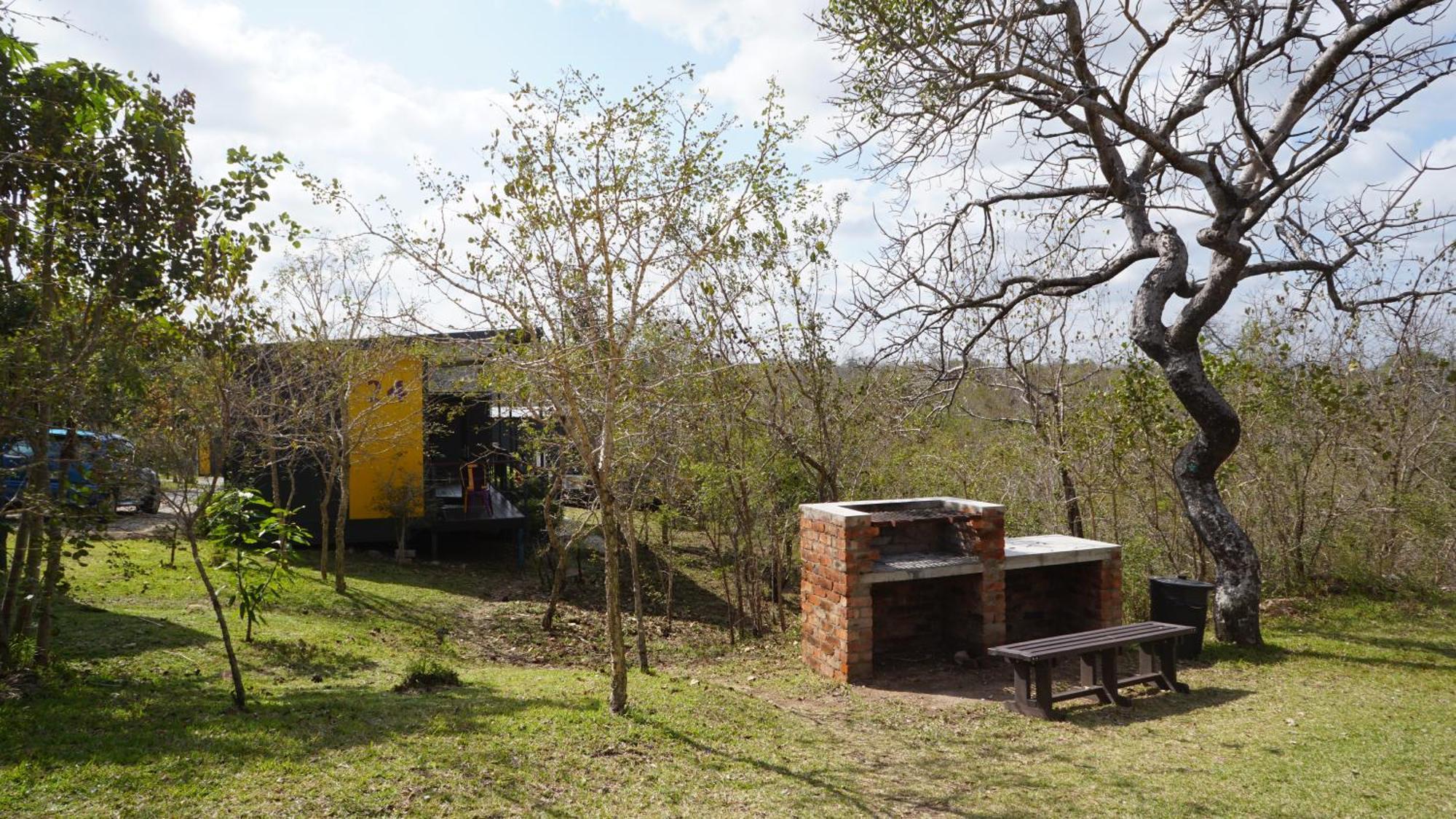 Sleepover Kruger Gate Скукуза Екстериор снимка